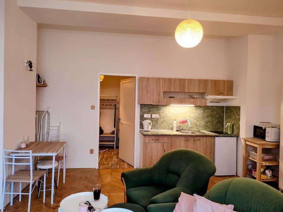 Cosy Warm Apartment In The Heart Of Prague. Exterior photo